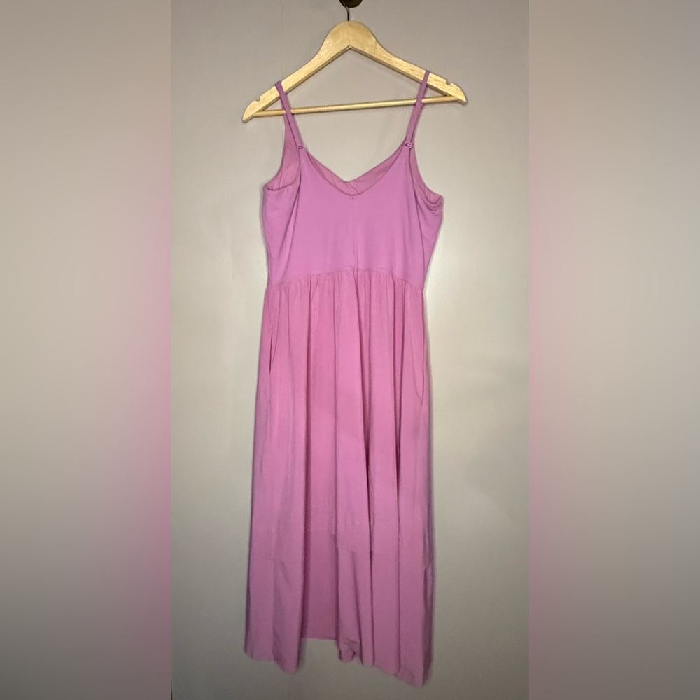 Athleta Elation V-Neck Hybrid Dress Bubblegum Maritima Pink Womens Size M - Picture 6 of 10